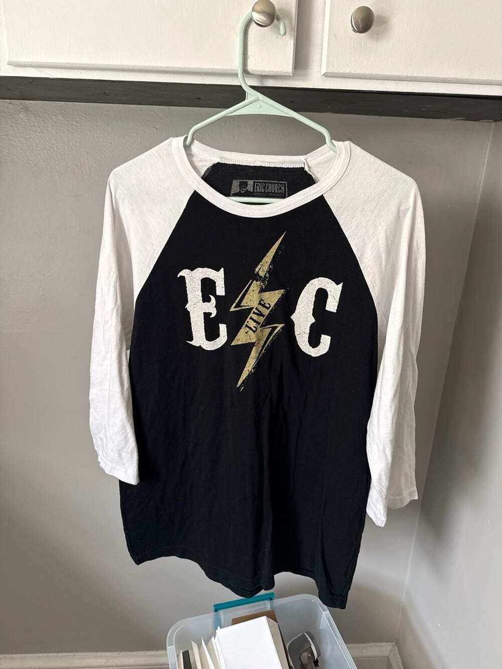 Eric Church EC Live Lightning Bolt Raglan Baseball Tee Size L